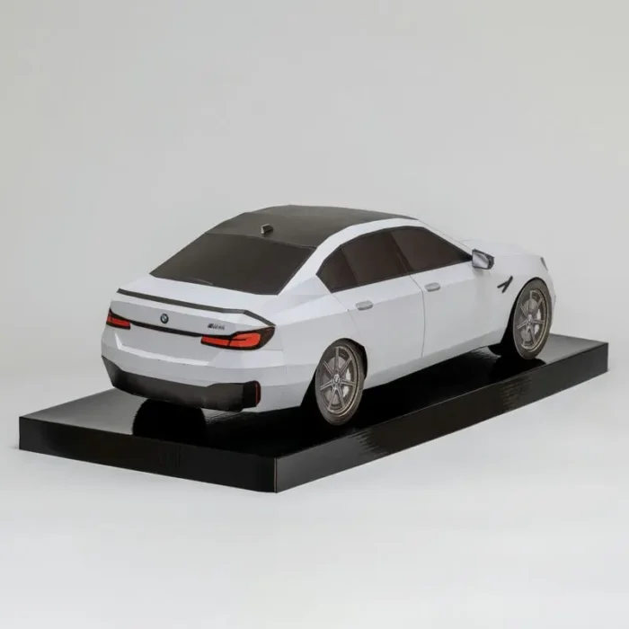 紙紮BMW M5(白) 7